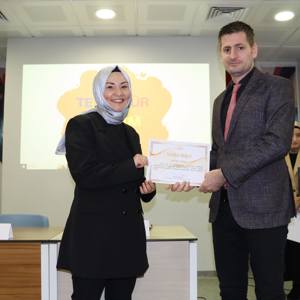 AileYılı Kapsamında "Farklı Bir Pencere: Otizm" Konulu Söyleşi Programı Düzenlendi. - fotoğraf 1