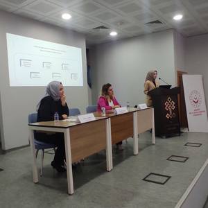 AileYılı Kapsamında "Farklı Bir Pencere: Otizm" Konulu Söyleşi Programı Düzenlendi. - fotoğraf 6