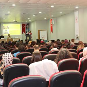 AileYılı Kapsamında "Farklı Bir Pencere: Otizm" Konulu Söyleşi Programı Düzenlendi. - fotoğraf 9