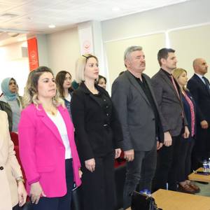AileYılı Kapsamında "Farklı Bir Pencere: Otizm" Konulu Söyleşi Programı Düzenlendi. - fotoğraf 12