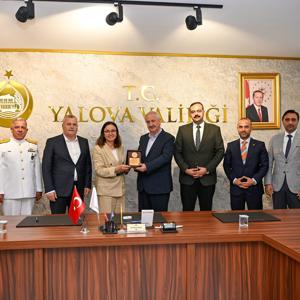  ARMUTLU HUZUREVİ YAŞLI BAKIM VE REHABİLİTASYON MERKEZİ HİZMETE AÇILIYOR - fotoğraf 1