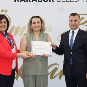 AileYılı kapsamında Çocuklara Yönelik "Ailemle Okuyorum" Kültür ve Sanat Etkinliği Programı Dünlendi. - fotoğraf 1