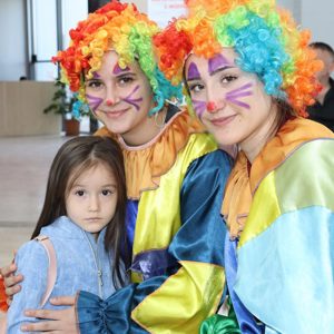 AileYılı kapsamında Çocuklara Yönelik "Ailemle Okuyorum" Kültür ve Sanat Etkinliği Programı Dünlendi. - fotoğraf 13