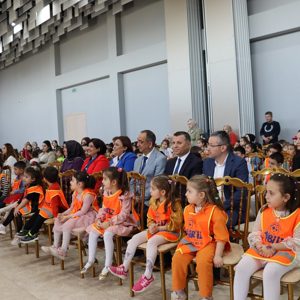 AileYılı kapsamında Çocuklara Yönelik "Ailemle Okuyorum" Kültür ve Sanat Etkinliği Programı Dünlendi. - fotoğraf 14