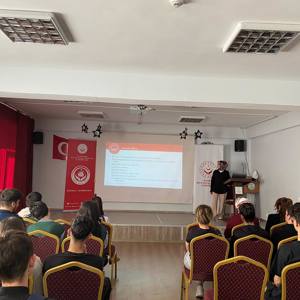 12.Sınıf Öğrencilerine Kadına Yönelik Şiddetle Mücadele Bilinçlendirme Eğitimi Düzenlendi. - fotoğraf 2