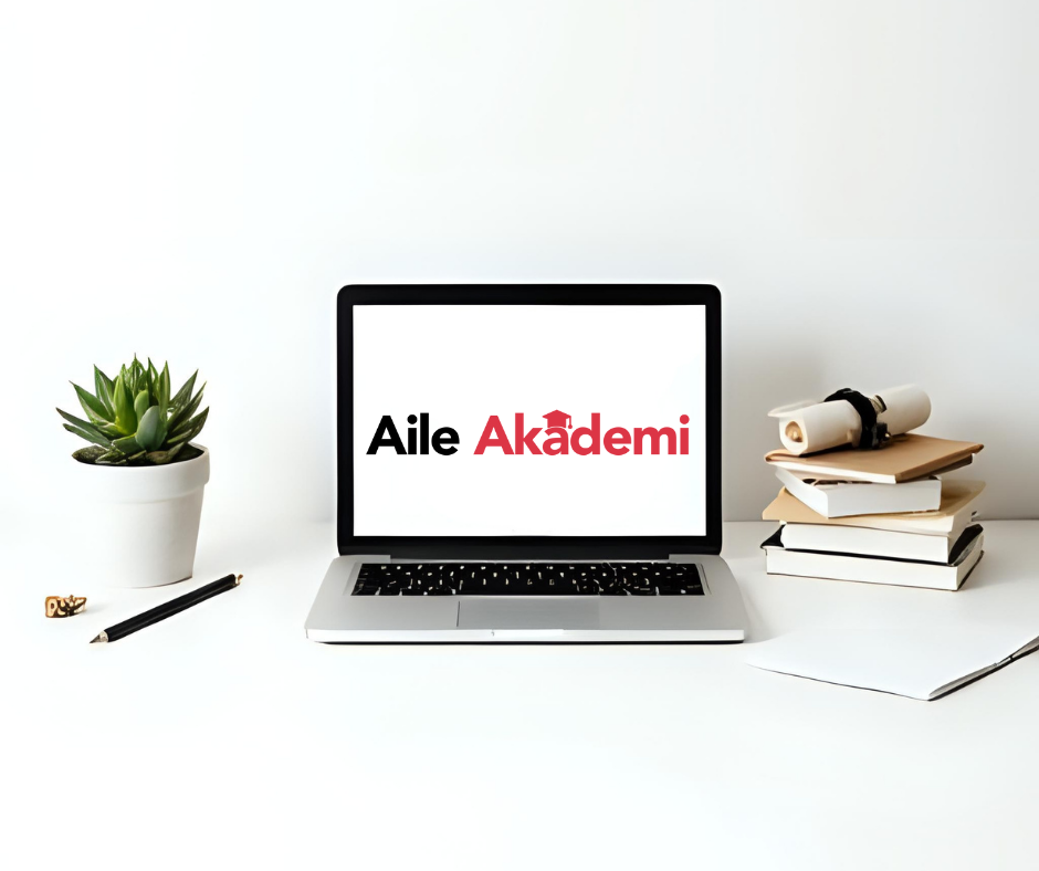 "Aile Akademi" Dijital Eğitim Platformu Hizmete Sunuldu