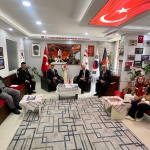 Kahraman Gazilerimize Bayram Ziyareti Gerçekleştirdik - fotoğraf 2