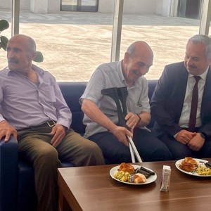 Bayramların En Kıymetlileri ve En güzelleri Olan Büyüklerimiz ve Çocuklarımızla Birlikteyiz - fotoğraf 2