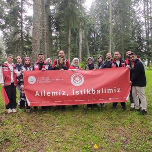  Aile Yılı Etkinlikleri Kapsamında Doğa Yürüyüşü Düzenlendi - fotoğraf 2