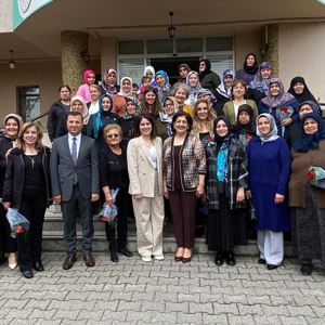 Anneler Günü'nde Şehitlerimizin Anneleri İle Buluşuldu - fotoğraf 1