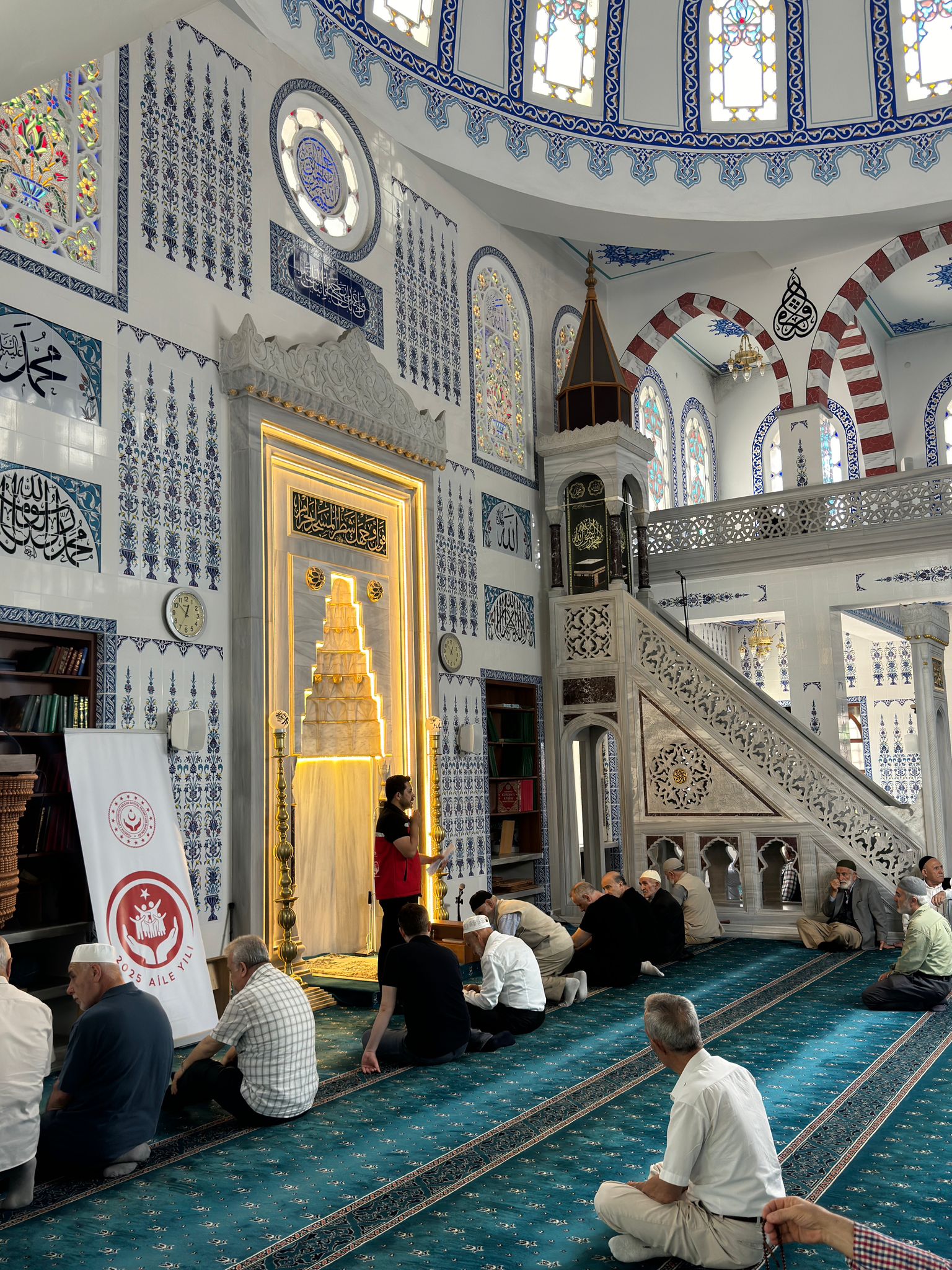 İlimiz Genelindeki Camilerde Cuma Namazı Öncesi Koruyucu ve Önleyici Hizmetlerimiz Kapsamında Farkındalık Eğitimlerimiz Devam Ediyor.