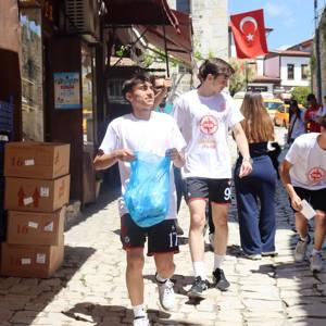Safranbolu'nun Tarihi Sokaklarında İyilik Yarışı. - fotoğraf 8