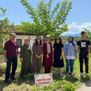 Koruyucu Aileler Adına Gül Bahçesi Oluşturuldu. - fotoğraf 6