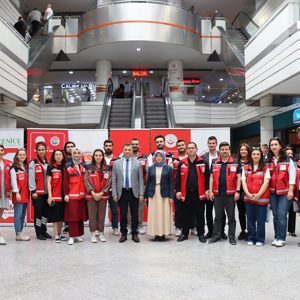 Valimiz Sayın Mustafa Yavuz Ve Eşi Hanımefendi Kermese Katıldı. - fotoğraf 13