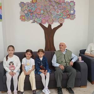 Minik Yüreklerden Anlamlı Ziyaret. - fotoğraf 12