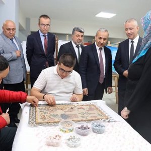 İl Müdürümüz Abdurrahman Bilgiç, Sergiye Katıldı. - fotoğraf 2