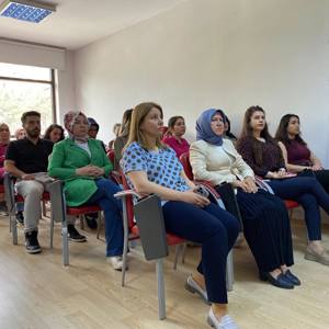  "Kamu Yönetiminde Etik ve Etik Davranış İlkeleri" konulu seminer Düzenlenmiştir. - fotoğraf 2