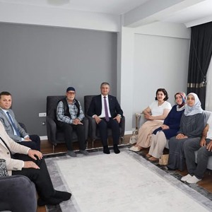 Valimiz Sayın Mustafa Yavuz'dan Anlamlı Bayram Ziyareti. - fotoğraf 1
