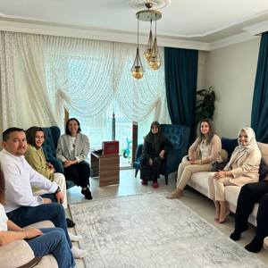  Dr. Mehtap Bingül Ve Şube Müdürü Nur Efşan Norşenli'den Anlamlı Ziyaret. - fotoğraf 1