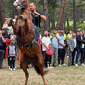 2025 Aile Yılında Aladağ'da Buluştuk! - fotoğraf 3
