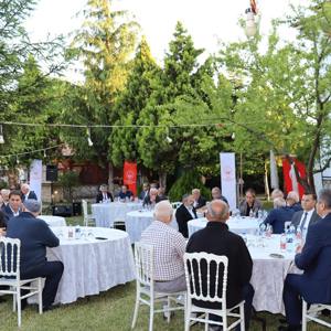 İl Müdürlüğü Koordinasyonunda Babalar Gününe Özel Akşam Yemeği Programı Yapıldı. - fotoğraf 5