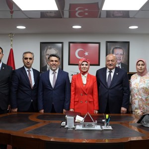 Aile ve Sosyal Hizmetler Bakanımız Göktaş, Erzincan'da ziyaretlerde bulundu - fotoğraf 9