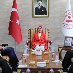 Bakanımız Göktaş, Tunceli'de "Büyük Aile Buluşması"na katıldı - fotoğraf 2