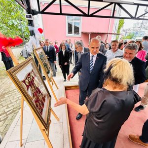 A.C.M Huzurevi 12. Geleneksel El Sanatları Sergisi Açıldı - fotoğraf 3