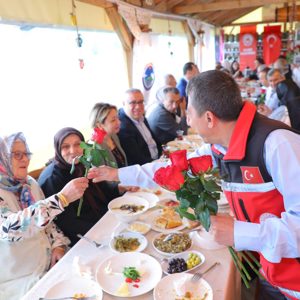 Fatsa’da Şehit Babaları İçin Vefa Kahvaltısı Düzenlendi - fotoğraf 2