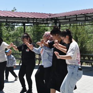 İl Müdürlüğümüze bağlı Çocuk Evleri Koordinasyon Merkezinde kalan çocuklarımız için düzenlenen mesire alanındaki piknik etkinliği - fotoğraf 4