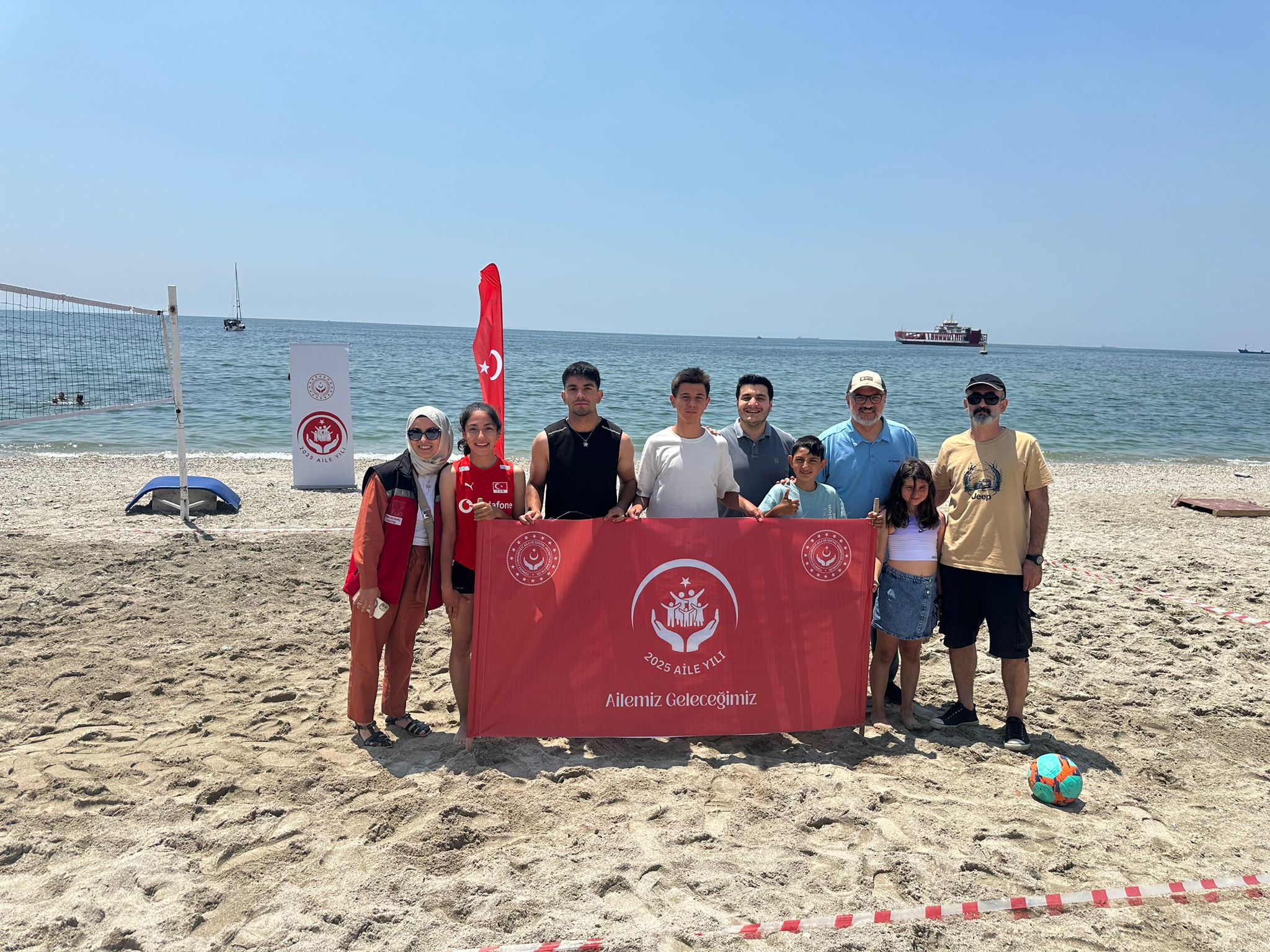 Aile Yapısının Güçlendirilmesine Yönelik Plaj Voleybolu Etkinliği Gerçekleştirildi