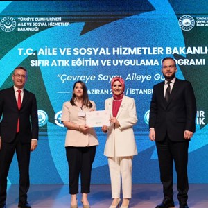 Aile ve Sosyal Hizmetler Bakanımız Göktaş "Sıfır Atık Eğitim ve Uygulama Programı"nda konuştu - fotoğraf 1