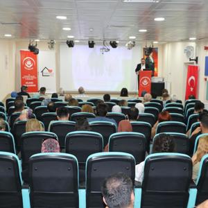 “Koruyucu Aile Olmak” konulu halka açık bir söyleşi gerçekleştirilmiştir. - fotoğraf 5