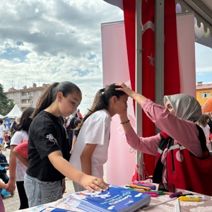 Vezirköprü’de Çocuklara Neşeli Şenlik   - fotoğraf 8