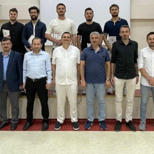 Gönüllü Kitap Okuma Projesi Kapsamında Trabzon Üniversitesi Öğrencileri ve Bölüm Hocalarıyla Değerlendirme Toplantısı Yapıldı. - fotoğraf 3