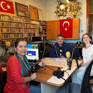 Sevgiyle Büyüyen Kalpler Radyo Dalgalarıyla Buluştu. - fotoğraf 1