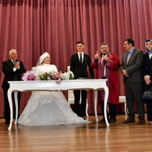 Koruyucu Aile Harun Kantarcı ve Nurşen Kantarcı’nın Kızı Derya Kaba ile Ömer Furkan İnal’ın Nikâh Töreni - fotoğraf 2