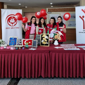 Çocuk Hakları Komitesi Şiir Dinletisi - fotoğraf 2