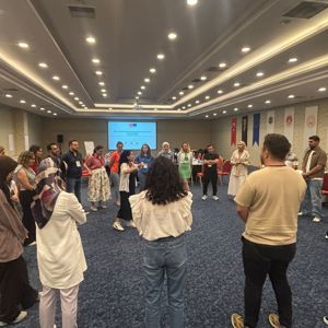 Afet ve Acil Durumlarda  Psikososyal Destek Temel Düzey Müdahale Eğitimi Ankara’da gerçekleştirildi - fotoğraf 2