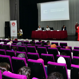 2025 Aile Yılı Kapsamında “Aile Yılında Bir Çocuğa Yuva Olmak” Konulu Sempozyum Düzenlendi. - fotoğraf 2