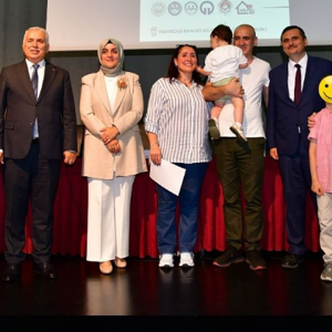 2025 Aile Yılı Kapsamında “Aile Yılında Bir Çocuğa Yuva Olmak” Konulu Sempozyum Düzenlendi. - fotoğraf 8
