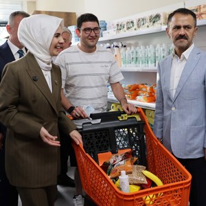 Bakanımız Göktaş, Kocaeli'de "Gonca Engelsiz Yaşam Merkezi" tanıtımında konuştu - fotoğraf 9