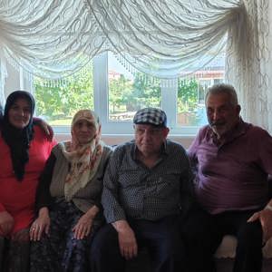 Yıllar Sonra Gelen Kavuşma: Mehmet Amca Kızına ve Eski Dostlarına Kavuştu   - fotoğraf 3
