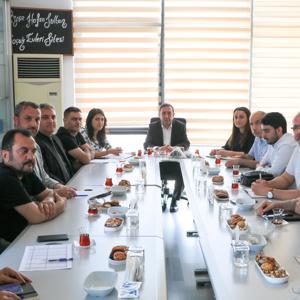 İl Müdürümüz Sayın Aydın POLAT başkanlığında çocuk Hizmetleri Birimi ve bağlı çocuk kuruluşlarımızın müdürleri toplantı gerçekleştirildi. - fotoğraf 3