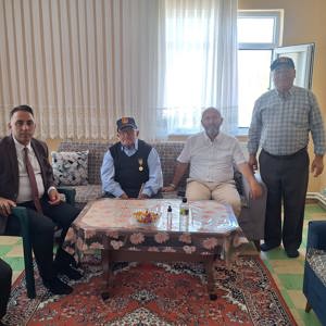 Kore Ve Kıbrıs Gazilerimiz Ziyaret Edildi. - fotoğraf 1