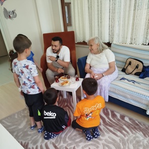 “Torunum Olur Musun?” Projesi Kapsamında Minik Kalplere Dokunuş - fotoğraf 1