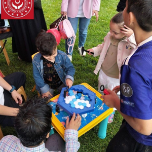 Kültür Yolu Festivaline Komite Koordinatörü Zeynep Cimilli Ve Komite Üyesi Olan Çocuklarımız İle Katılım Sağlandı. - fotoğraf 3
