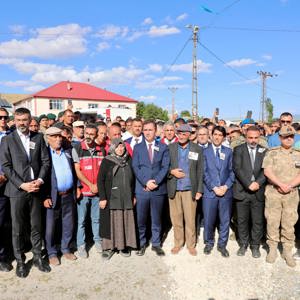 Bitlis'te İki Kahraman Mehmetçik Dualarla Uğurlandı - fotoğraf 4