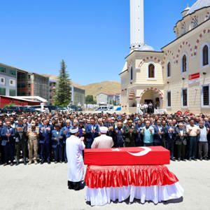 Bitlis'te İki Kahraman Mehmetçik Dualarla Uğurlandı - fotoğraf 5