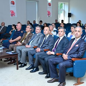 Kadınlarımızın Kendilerini Güvende Hissedeceği Bir Toplumsal Yapı İnşa Etmek Önceliğimizdir - fotoğraf 2